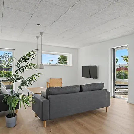 Iolani - 2-2km From The Sea By Interhome * Oure
